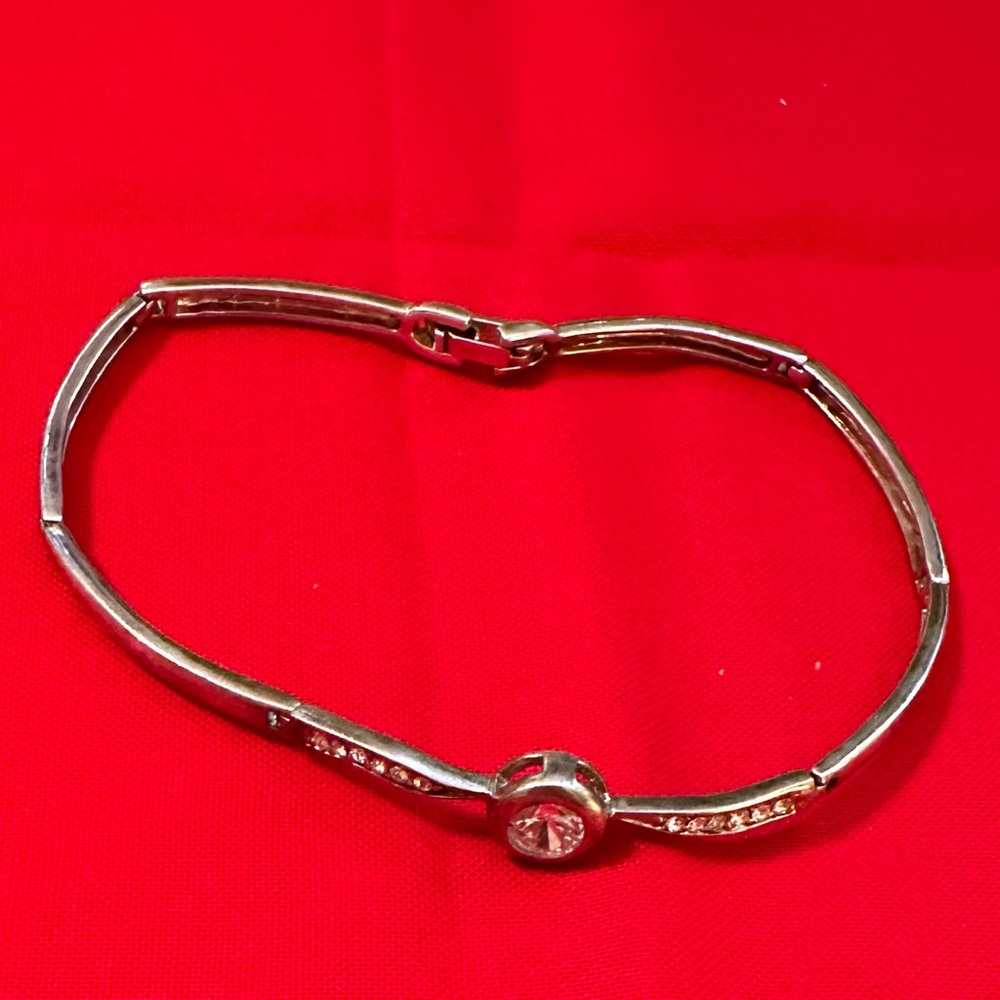 AVON VINTAGE silver bracelet with stone